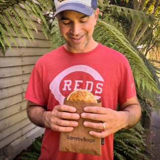 Sammybags reusable, washable bag for your takeaway pie.